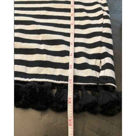 See and Be Seen Black and White Striped Fringe Top -Sz M - Picture 7 of 11